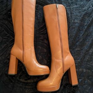 Vince Camuto Boots Size 8.5